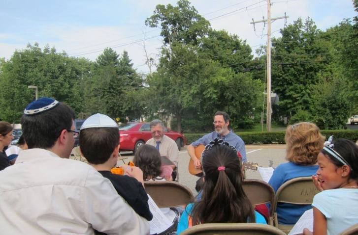 Summertime tot Shabbat